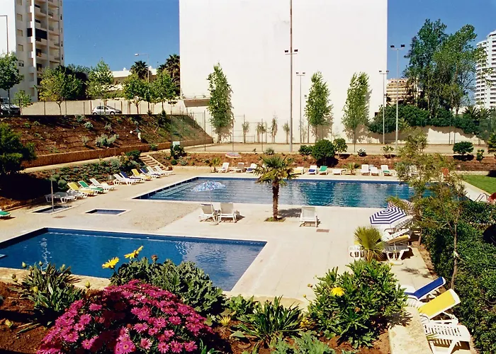 达罗沙花园公寓式酒店 3* 波尔蒂芒