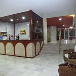 Jardins Da Rocha 아파트호텔 3*